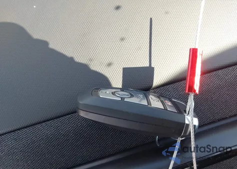 2025 Ford Mustang Mach-E Gt z USA, uszkodzony, nr VIN 3FMTK4SX6SMA46114